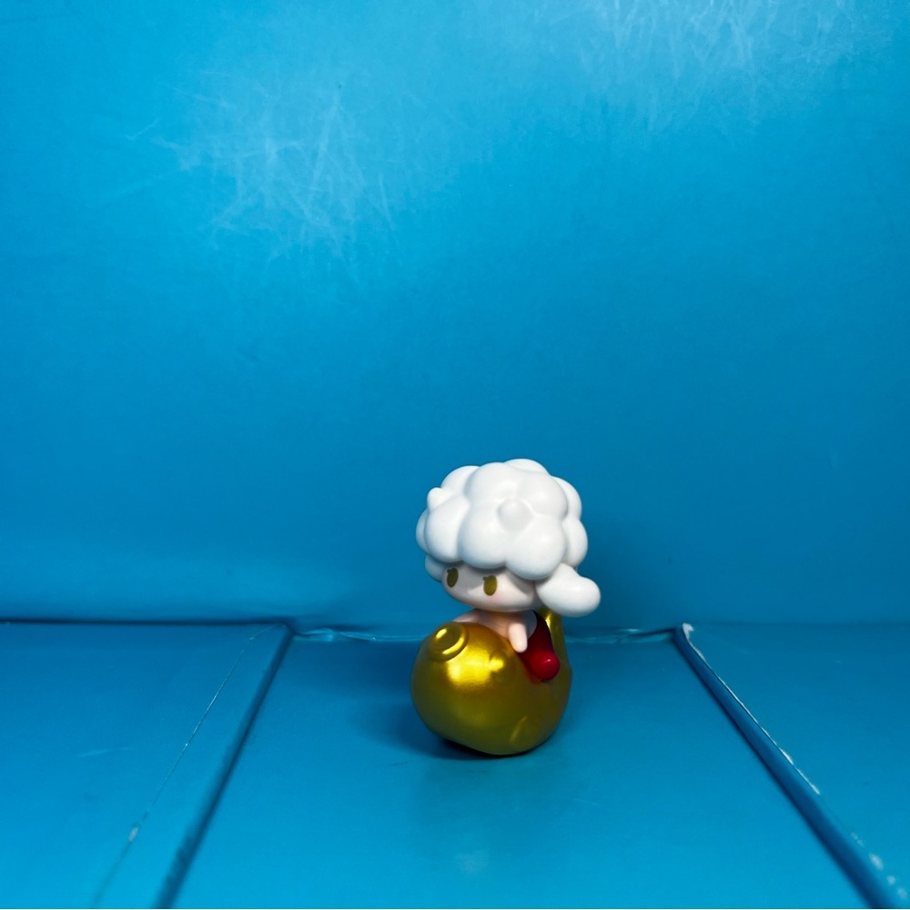 Pop Mart - Pop Beans - Lucky Charm Series - “Satyr Rory Noble Gold”